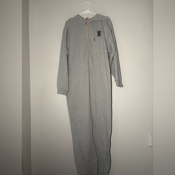 SAVAGE X FENTY FOREVER SAVAGE HOODED ONESIE size XL - Picture 3 of 8